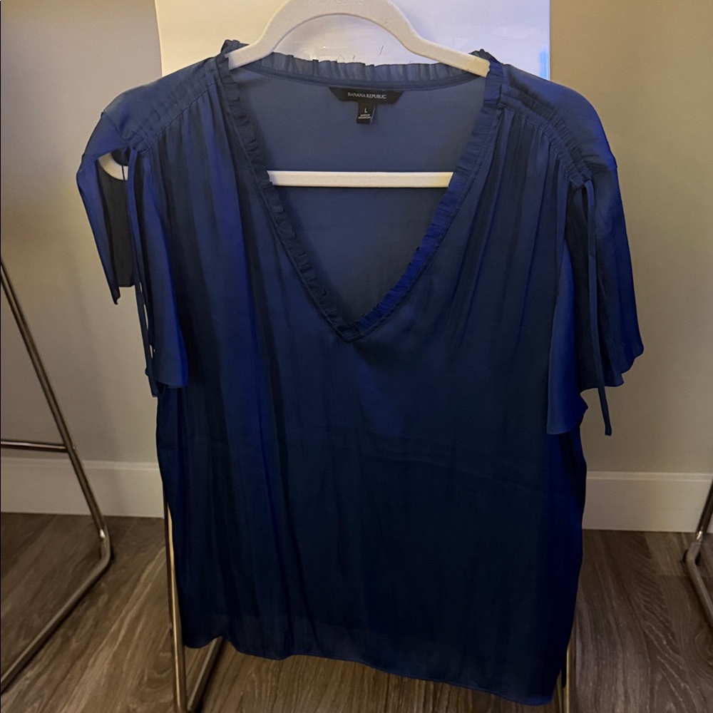 Banana Republic Navy Silk V-Neck Flutter Sleeve Blouse
